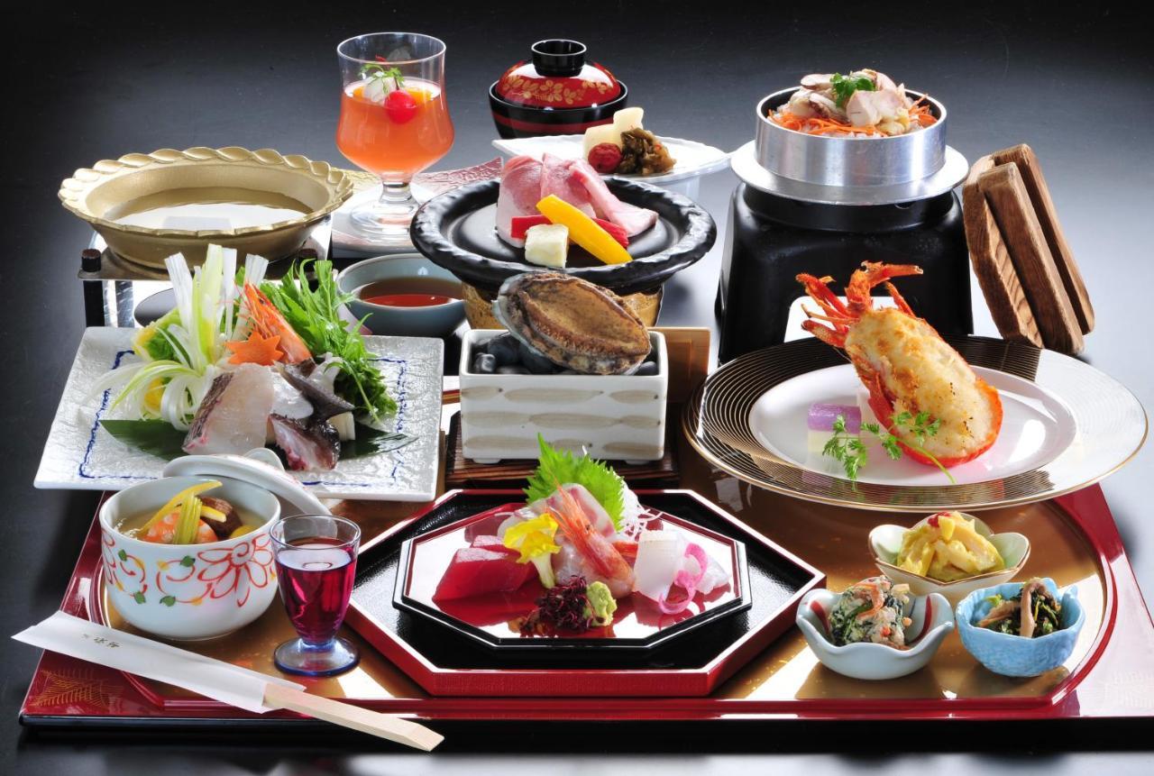 Hotel Sanrakuso Shirahama Luaran gambar