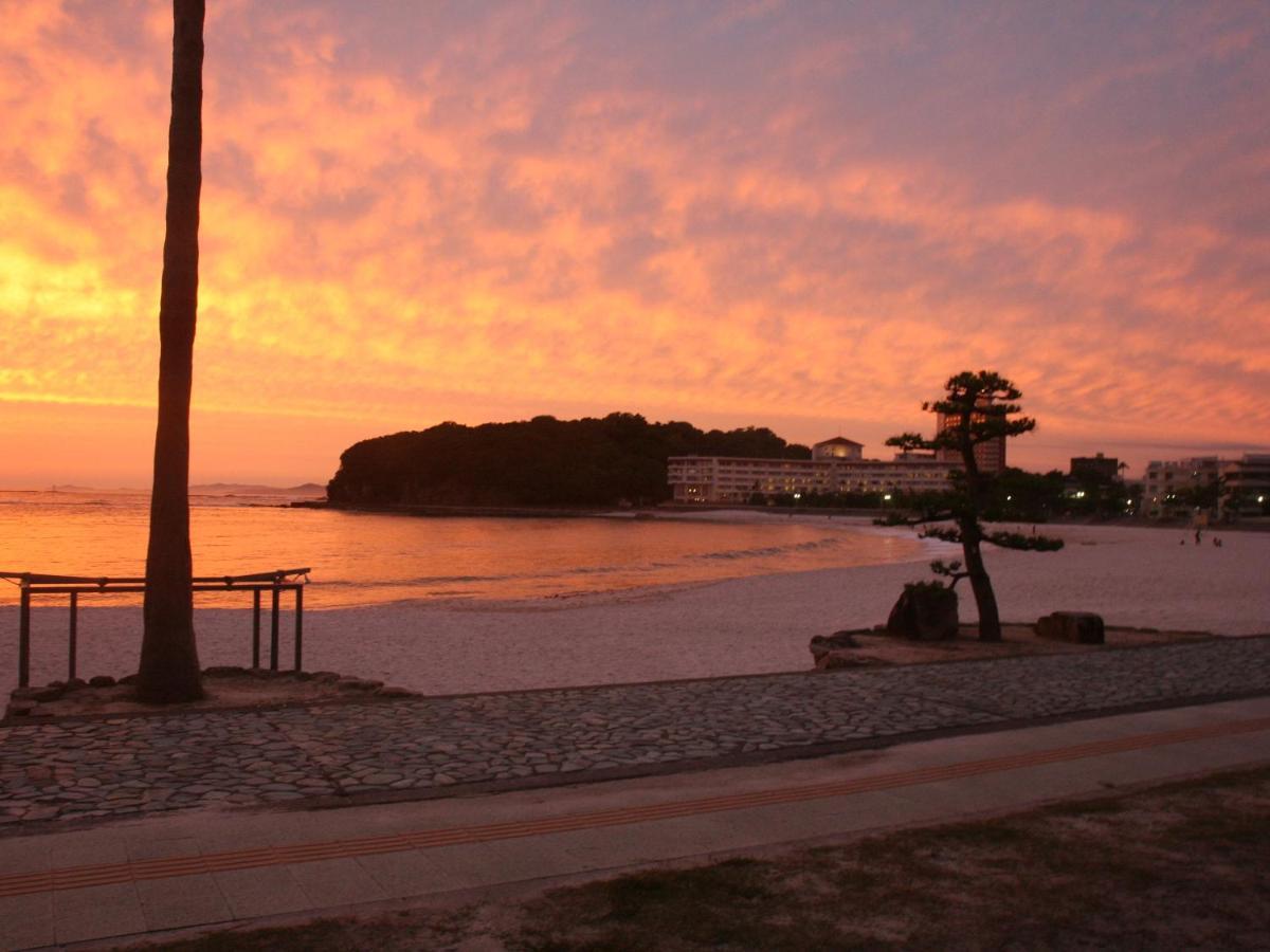 Hotel Sanrakuso Shirahama Luaran gambar